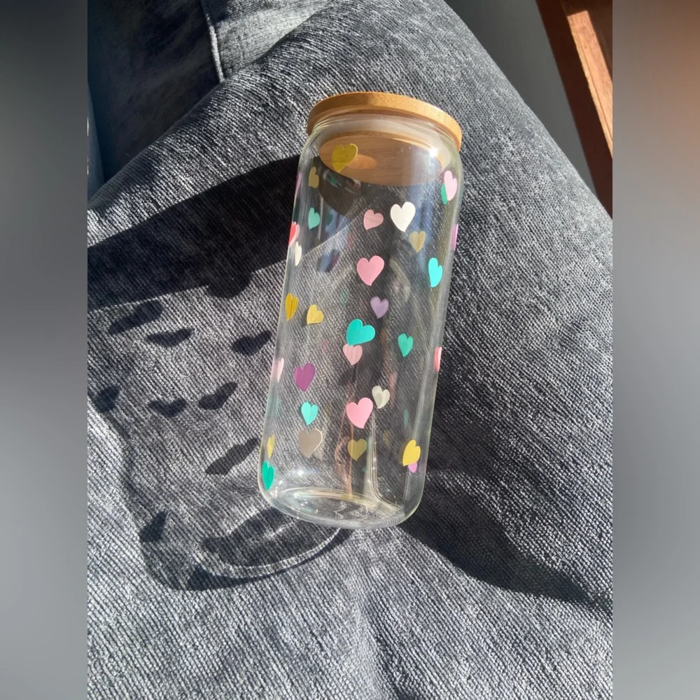 Valentine’s Day glass cup bamboo lid, comes with glass straw. - Picture 1 of 1